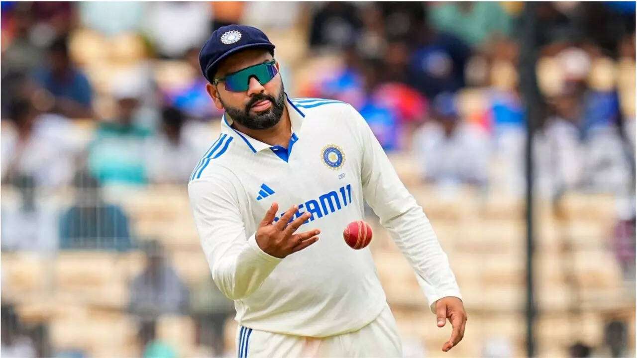 Rohit Sharma's Determination to Continue Playing for India: Former Australian Captain's Warning