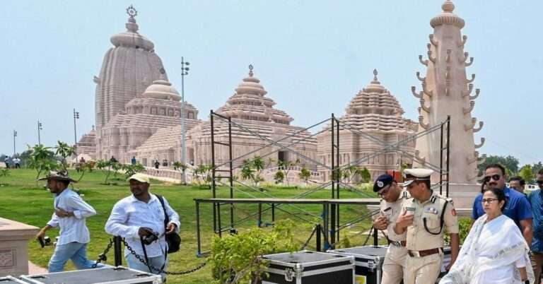 Bizarre Error in West Bengal Government Newspaper Ad with Mamata Banerjee and Digha Jagannath Temple